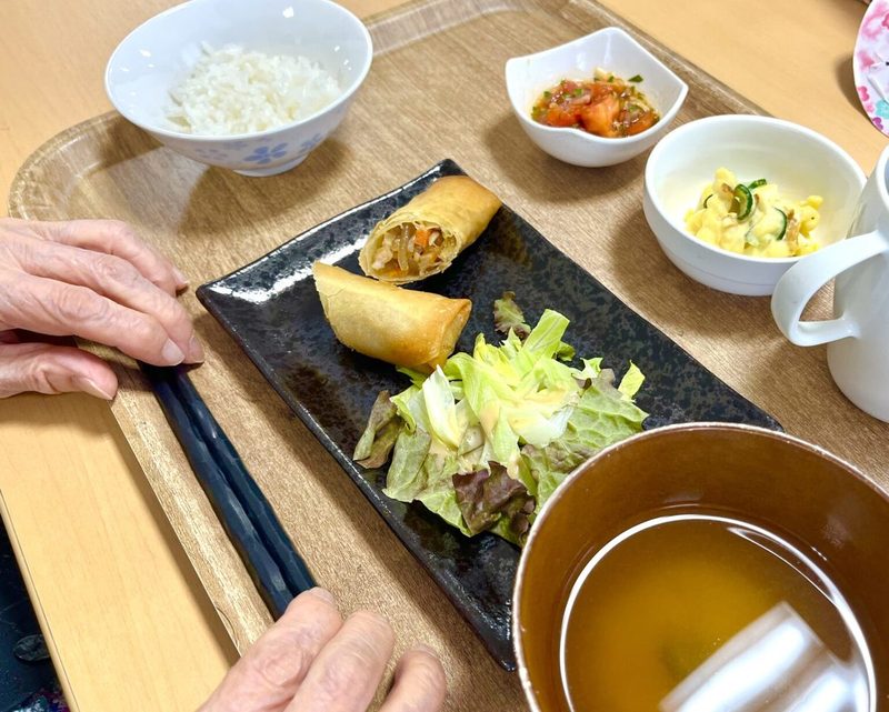 KIZUKIの食堂が手づくりした昼食の献立